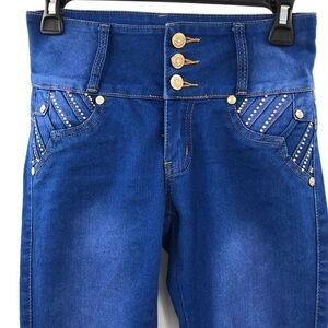 Tush Push Jeans Size 5 Lots of Bling Look Good Coming and Going in These!